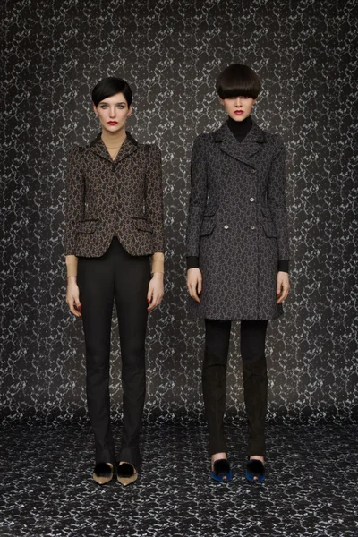 Look 12